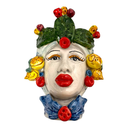 Couple of Caltagirone Moorish Heads to hang (mural) measures approximately 18x16 cm